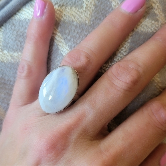 🌛Rainbow Moonstone Gemstone Boho Sterling Silver Ring - Picture 4 of 5